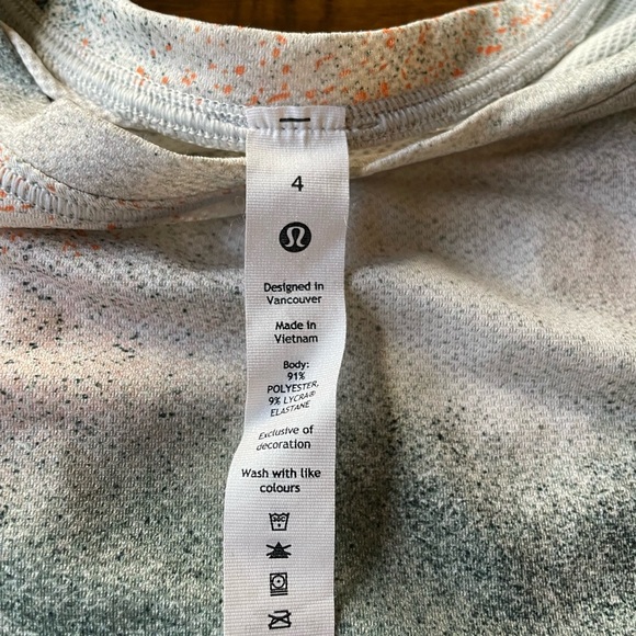 Lululemon High-Neck Running and Training Short Sleeve T-Shirt Spray Camo Size 4 - Picture 2 of 4